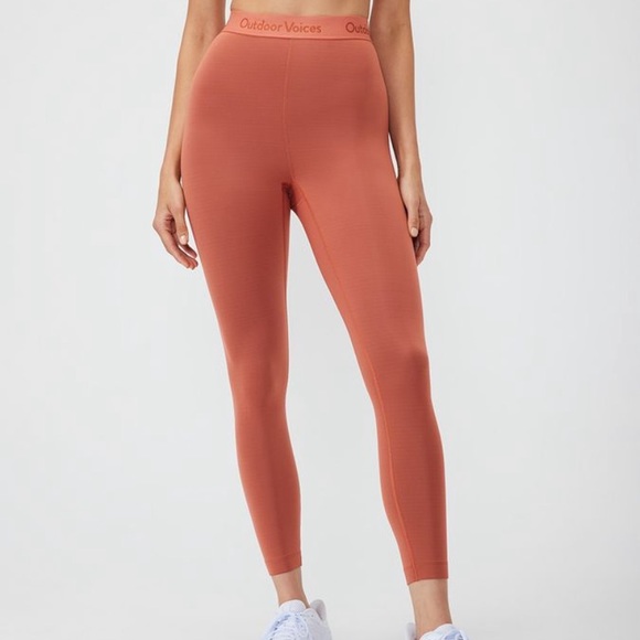 NWT Outdoor Voices Smooth 7/8 legging - Picture 4 of 7